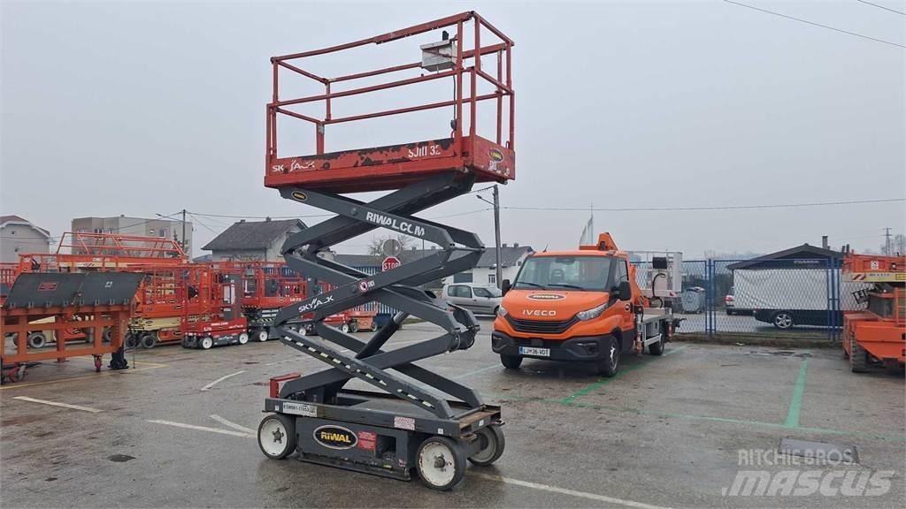 SkyJack SJIII3220 Nožnicové zdvíhacie plošiny