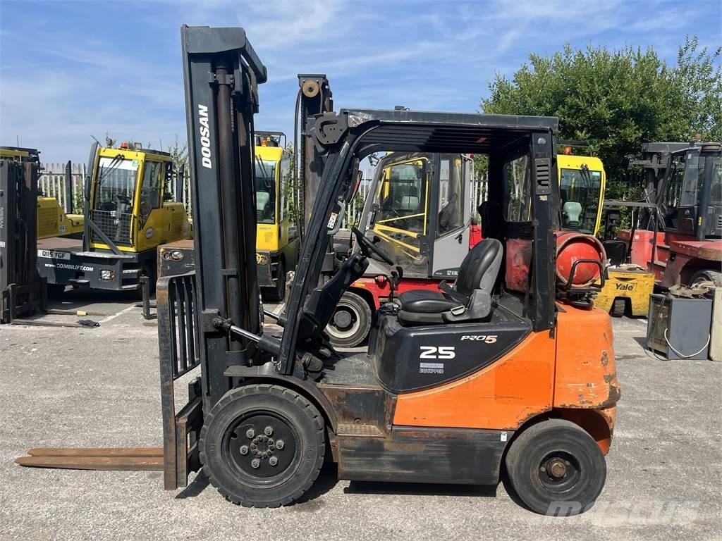 Doosan G25E-5 LPG vozíky