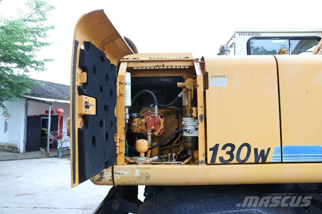 Hyundai Robex 130 W Kolesové rýpadlá
