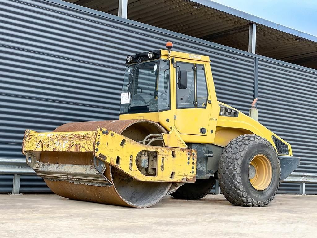 Bomag BW 213 DH-4 Ťahačové valce