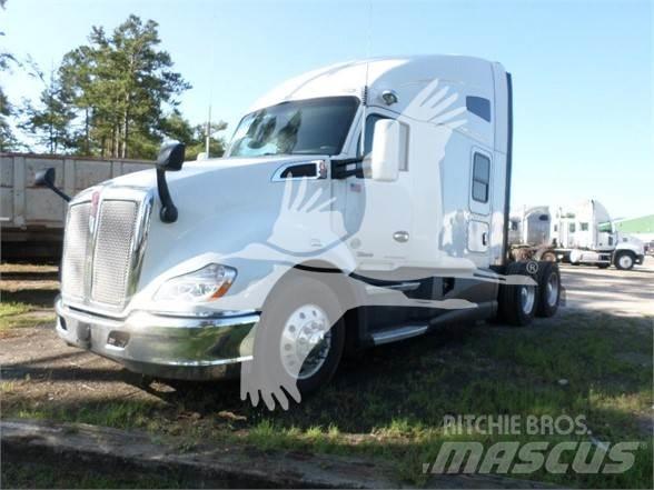 Kenworth T680 Stavebníctvo - ostatné