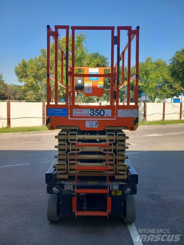 JLG 4045R Nožnicové zdvíhacie plošiny