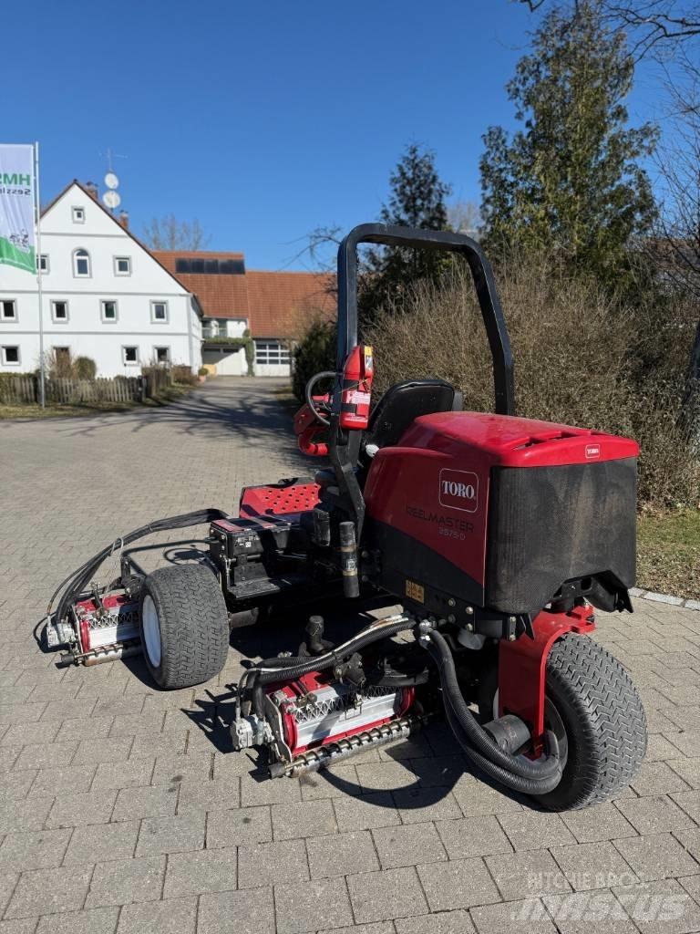 Toro Reelmaster 3575 Kosačky fervejí