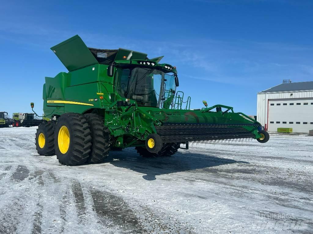 John Deere S780 Kombinované zberacie stroje
