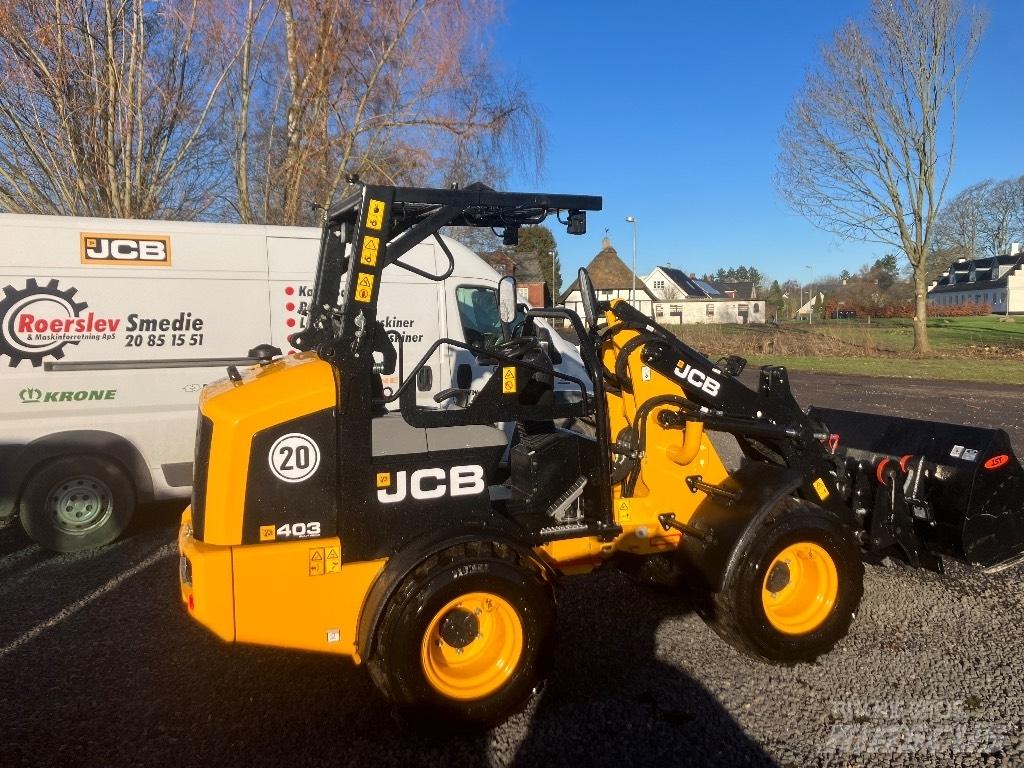 JCB 403 Šmykom riadené nakladače