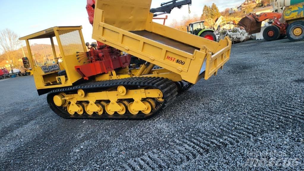 Morooka MST 800 E Pásové sklápače