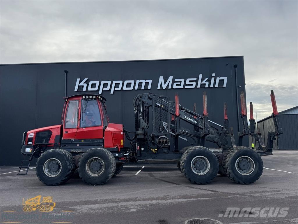 Komatsu 895 Lesné traktory
