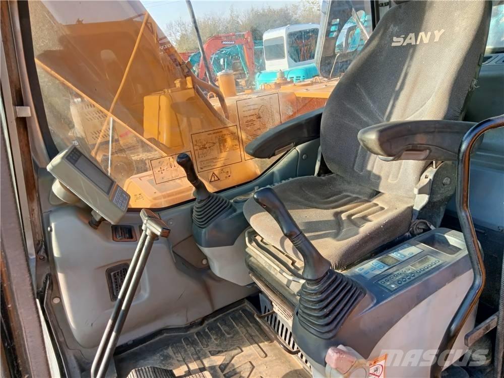 Sany SY135C Pásové rýpadlá
