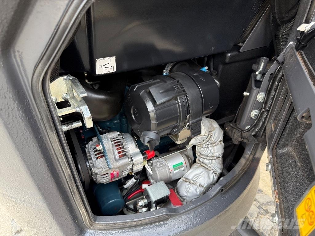 CASE CX 12 D Mini rýpadlá < 7t