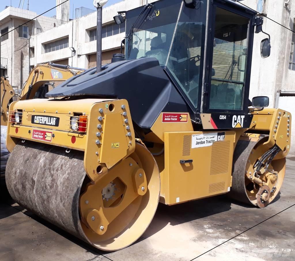 CAT CD54 Tandemové valce