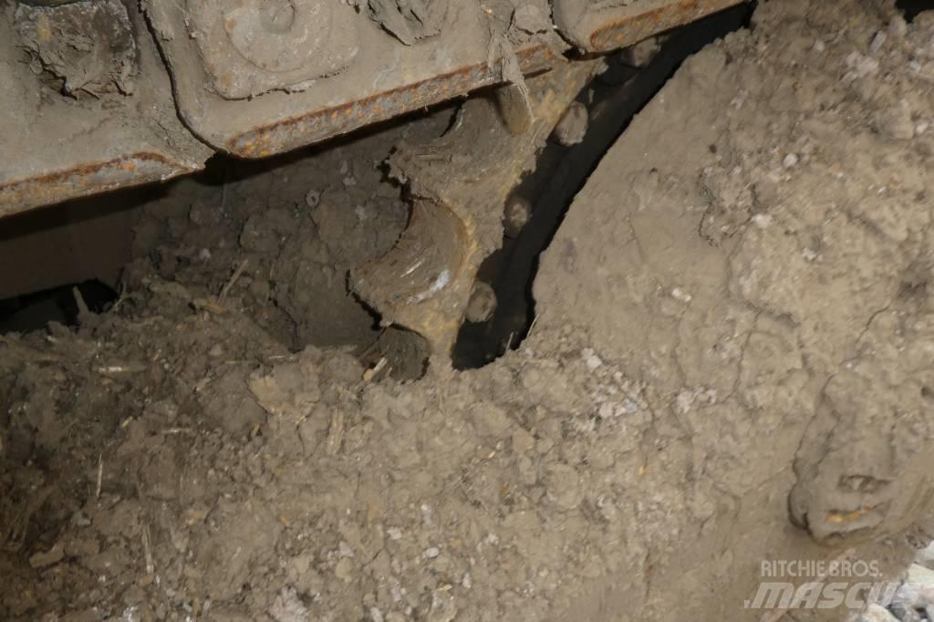CAT D 8 H Pásové dozéry