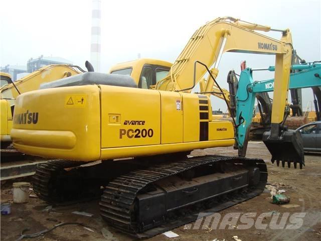 Komatsu PC 200 Pásové rýpadlá