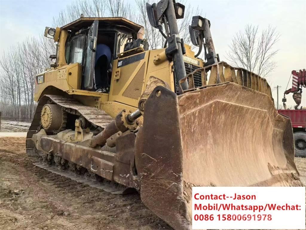CAT D 8 T Pásové dozéry