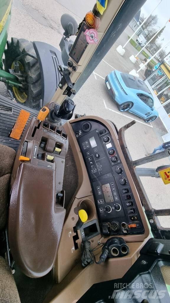 John Deere 7930 Traktory