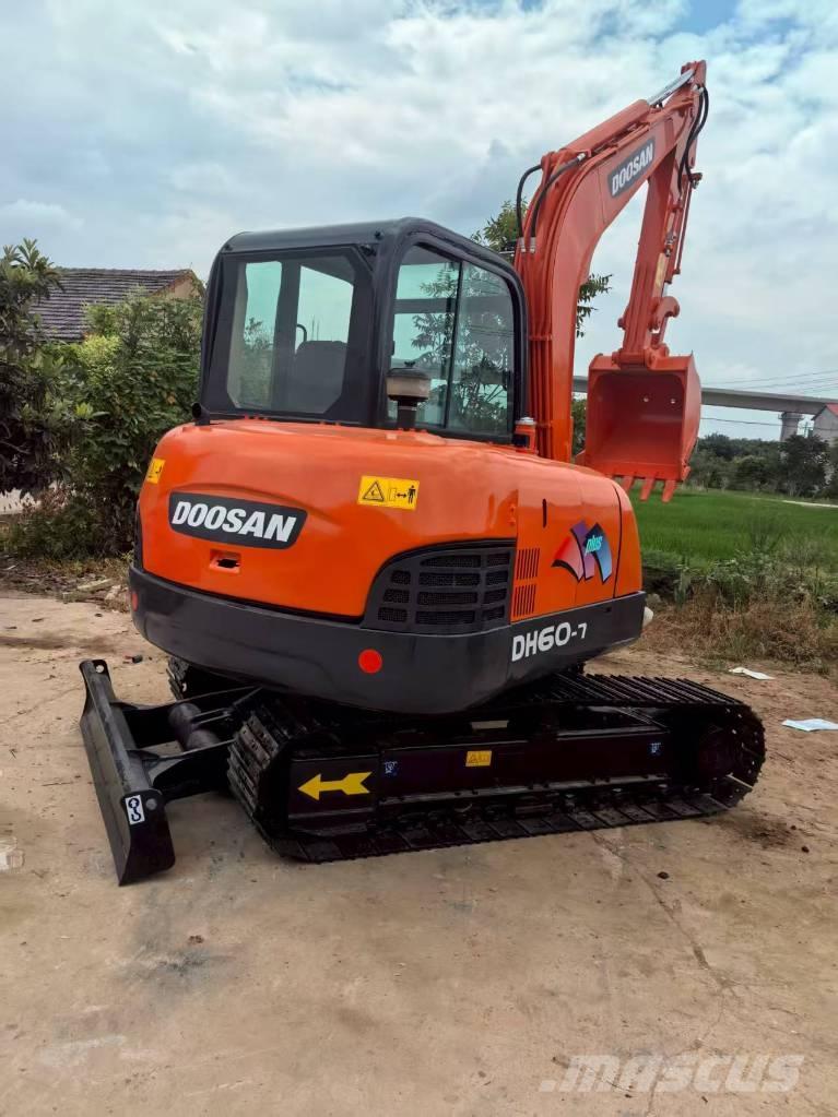 Doosan DH 60 Mini rýpadlá < 7t