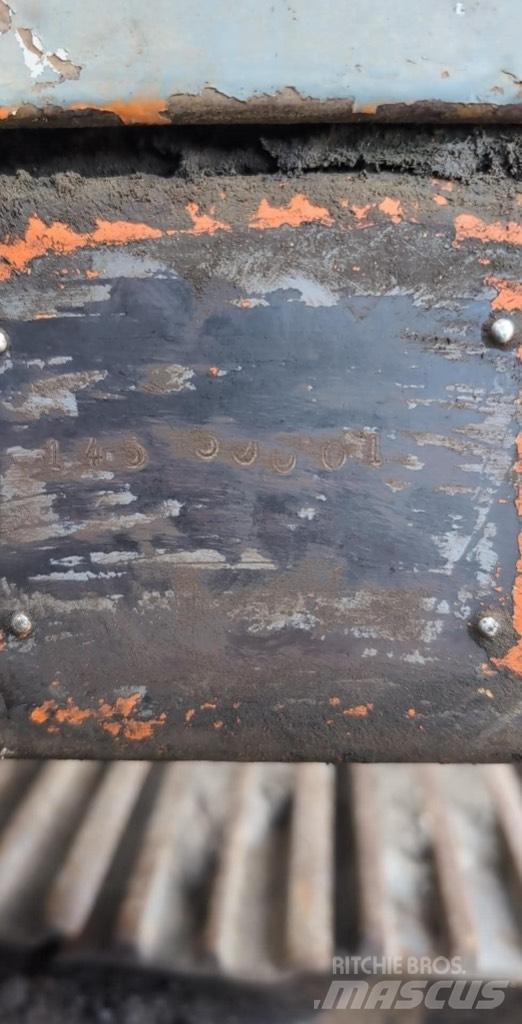 Hitachi EX 200 Pásové rýpadlá