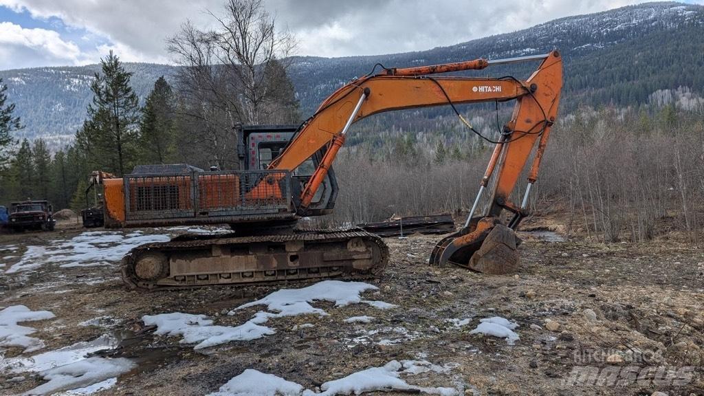 Hitachi EX 200 Pásové rýpadlá