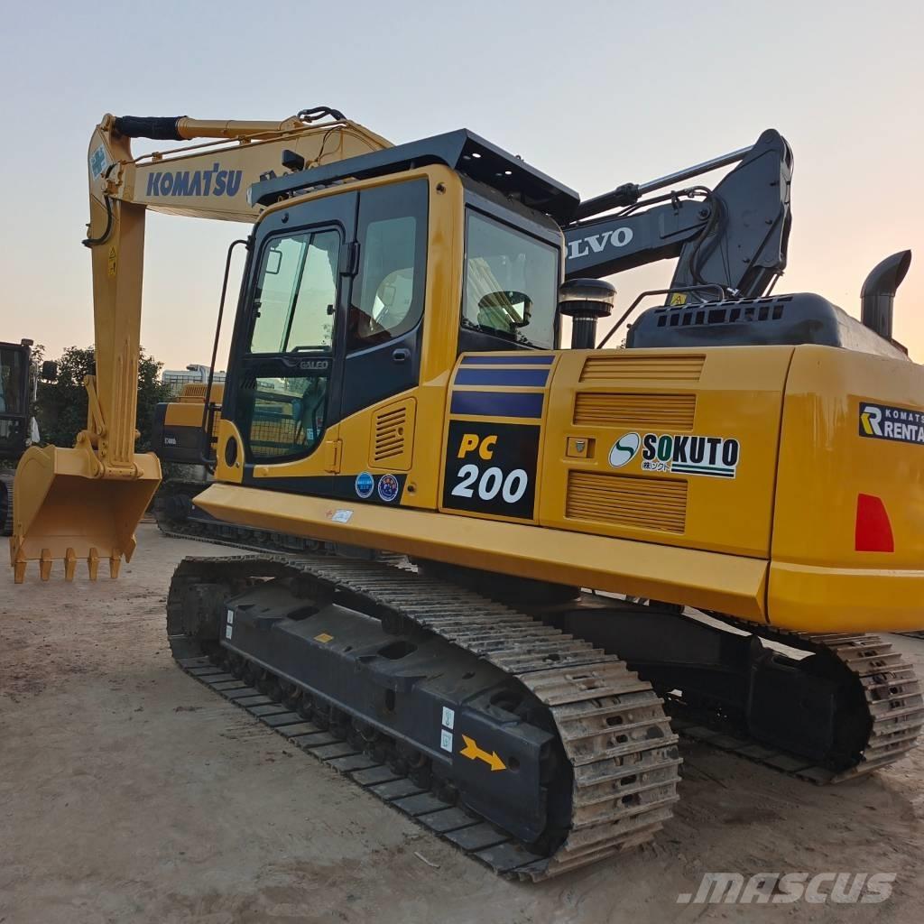 Komatsu PC 200-8 Pásové rýpadlá