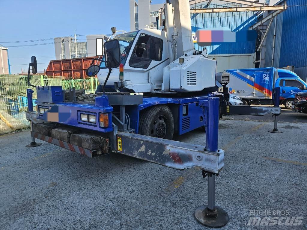 Tadano GR 120 N-1 Žeriavy pre ťažký terén