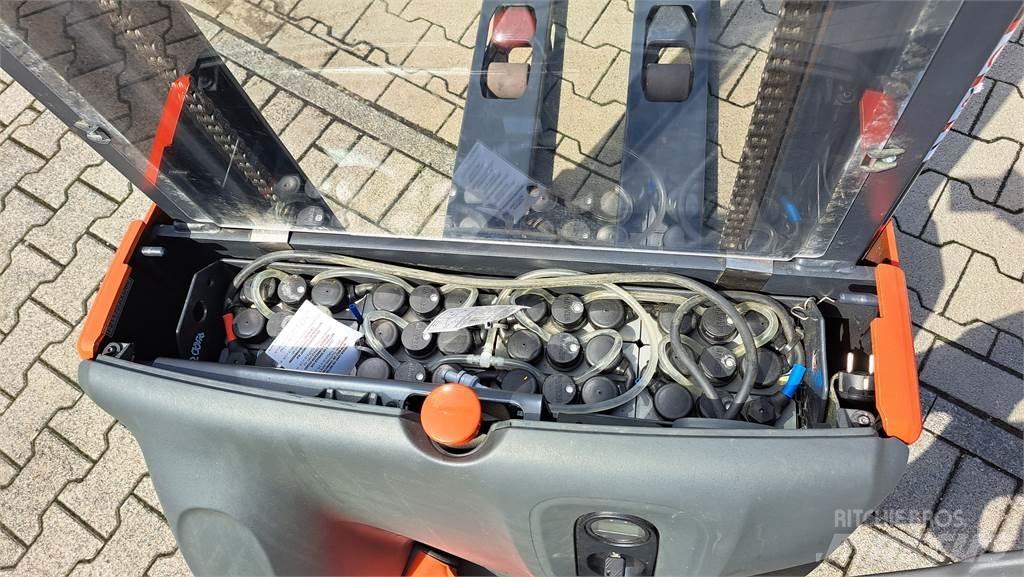 Linde L12- BR1172 Ručne vedené vysokozdvižné vozíky