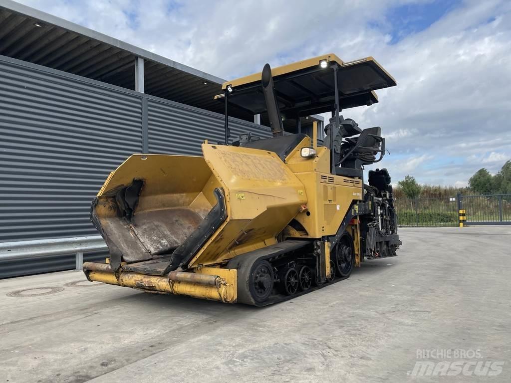 CAT AP555F Finišéry