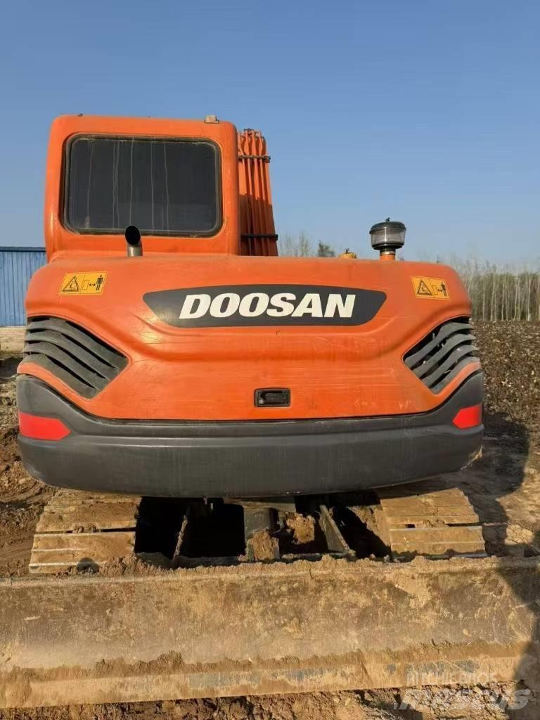 Doosan DX 75-9 C Pásové rýpadlá
