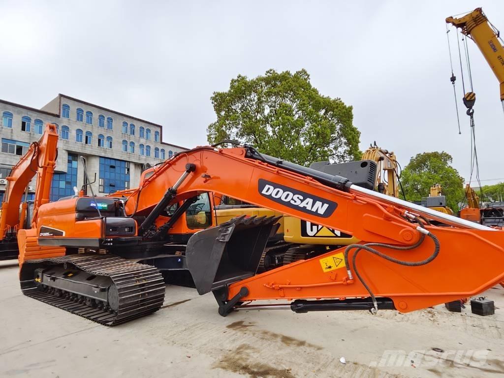 Doosan DX 225 LC Pásové rýpadlá