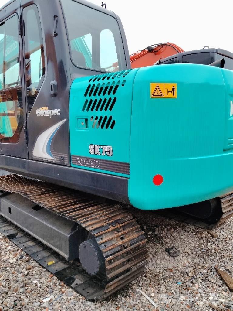 Kobelco SK 75 Pásové rýpadlá