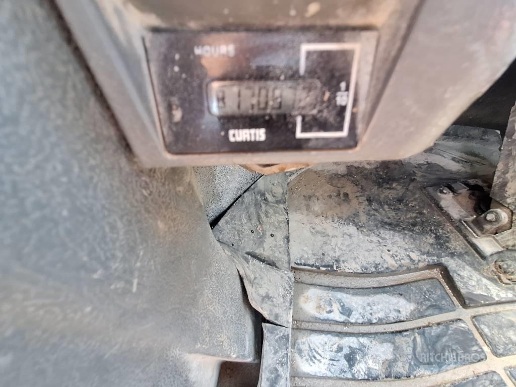 Doosan DL 300 Kolesové nakladače