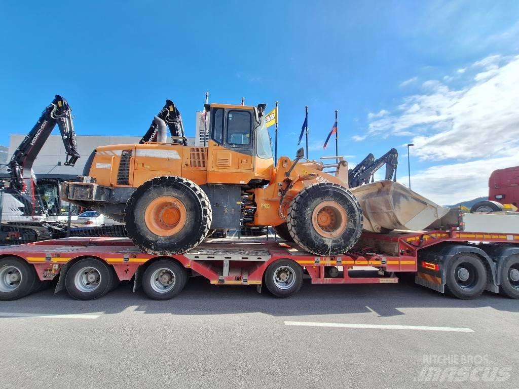Doosan DL 300 Kolesové nakladače