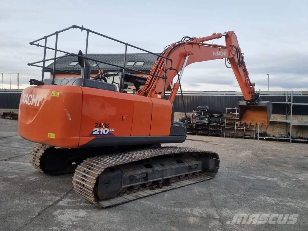 Hitachi 210 Pásové rýpadlá