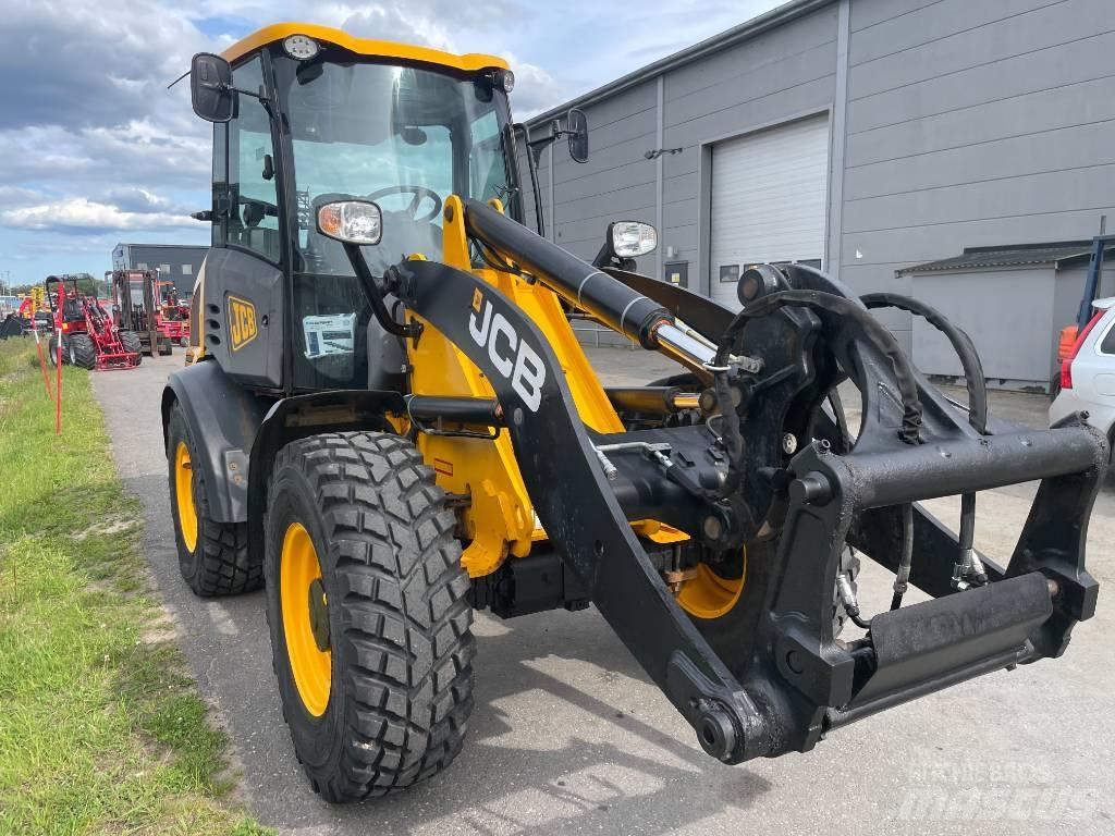 JCB 409 Kolesové nakladače