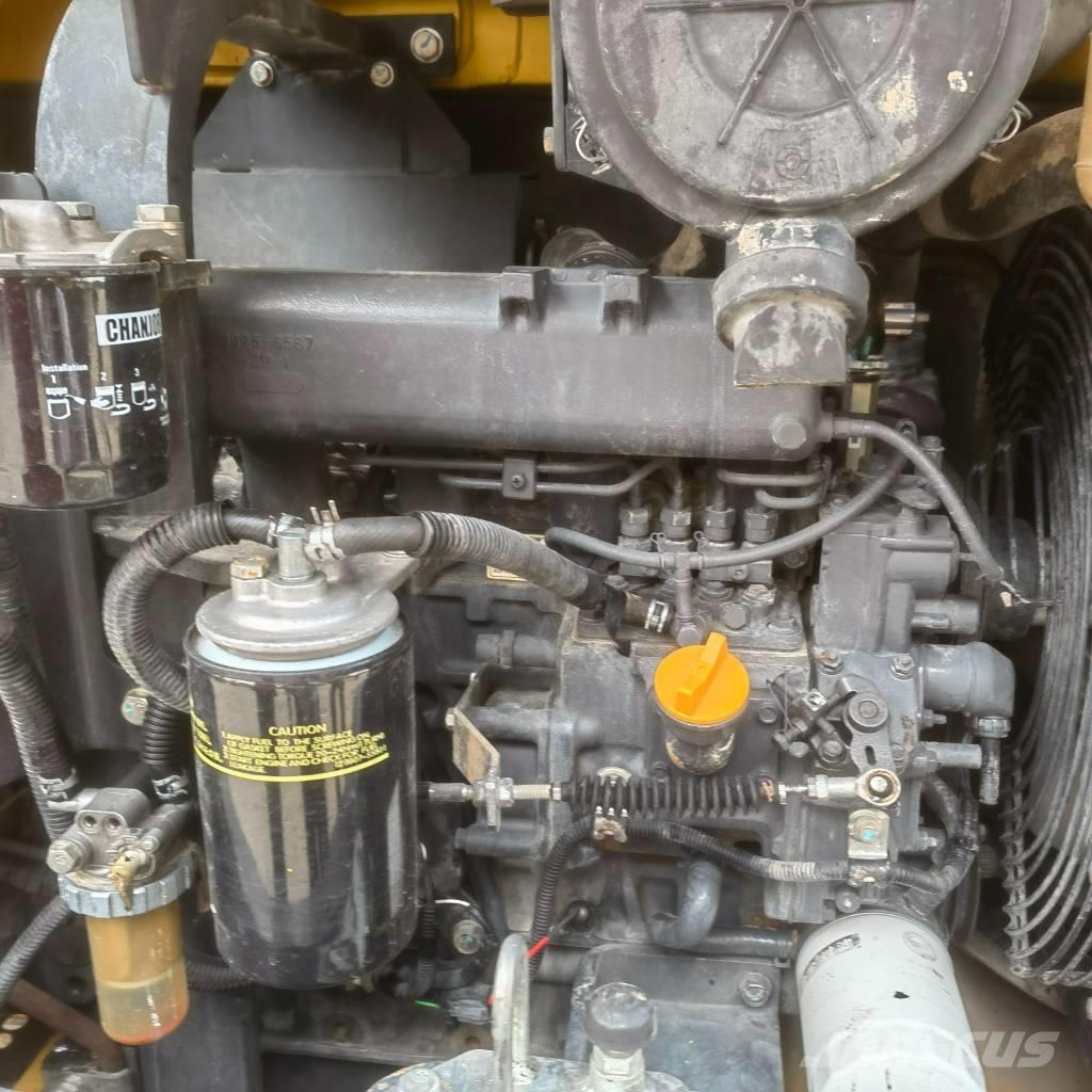 Komatsu PC56 Pásové rýpadlá