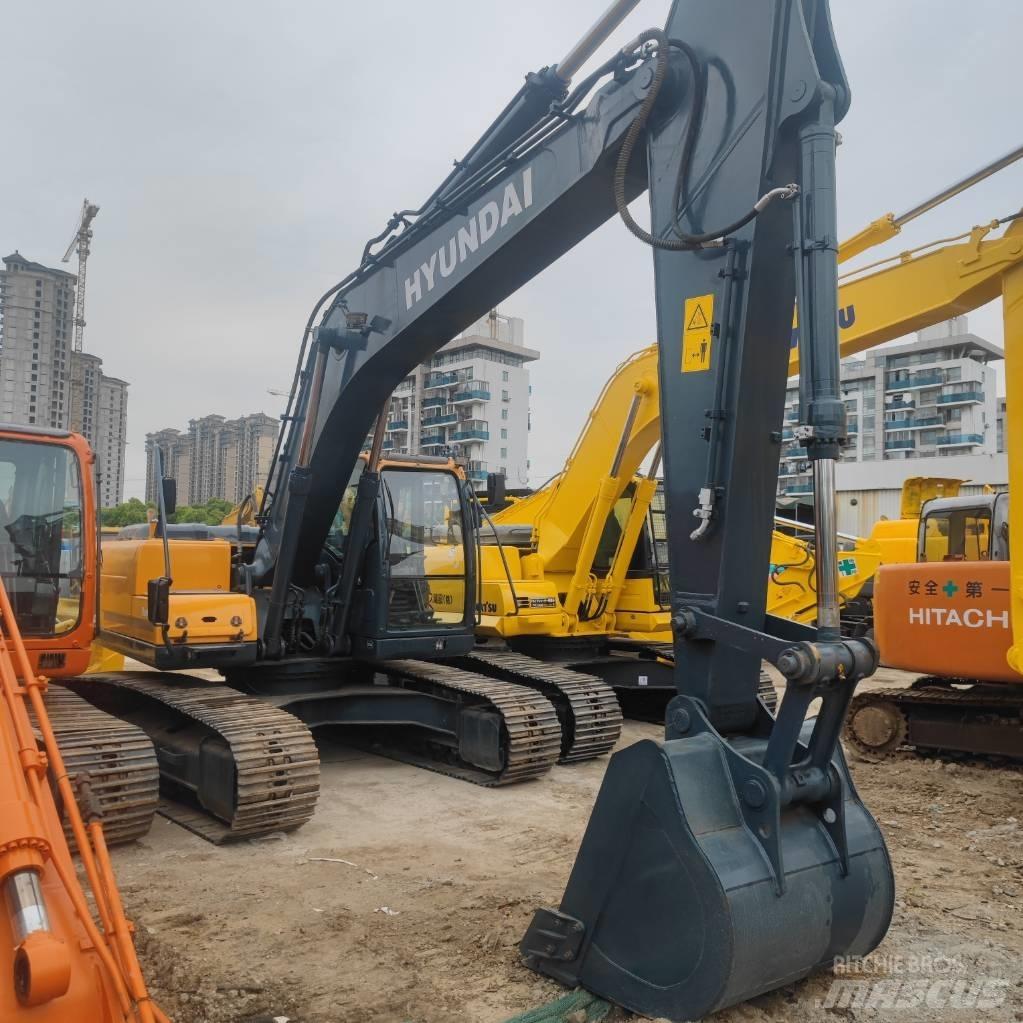 Hyundai R 225LC-9T Pásové rýpadlá