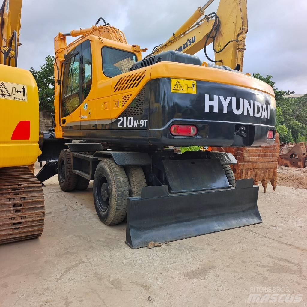 Hyundai 210W-9 Kolesové rýpadlá