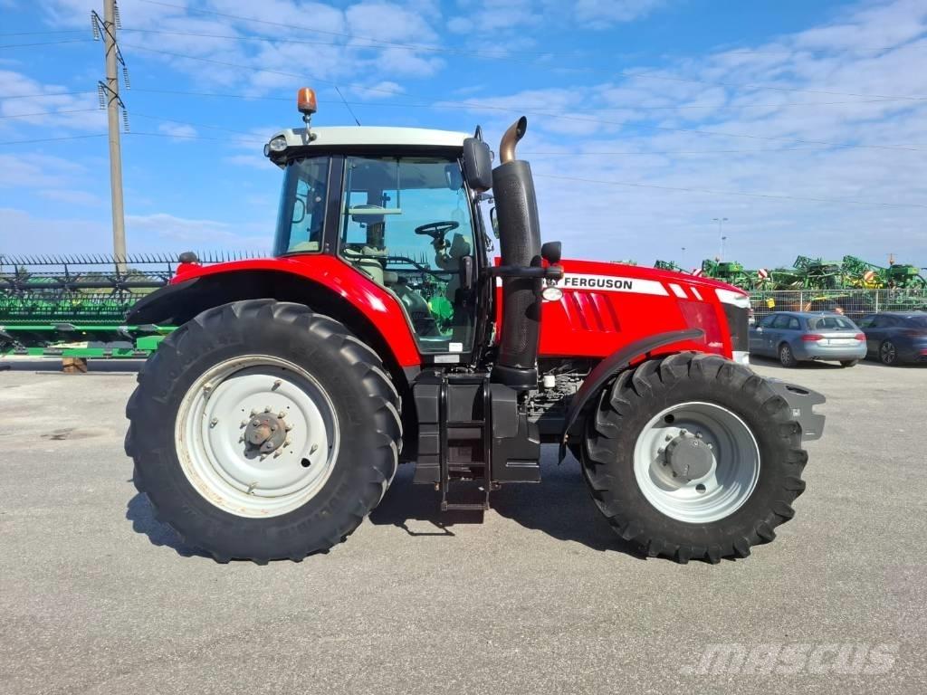Massey Ferguson 7720 Traktory