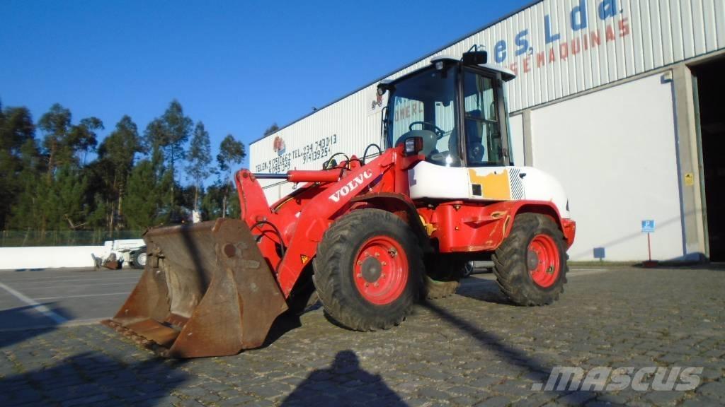 Volvo L 30 B Kolesové nakladače