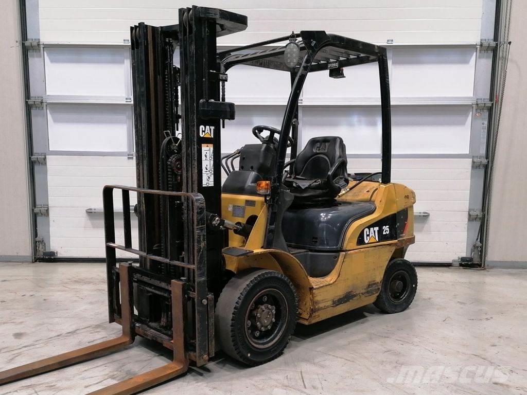 CAT GP25N LPG vozíky