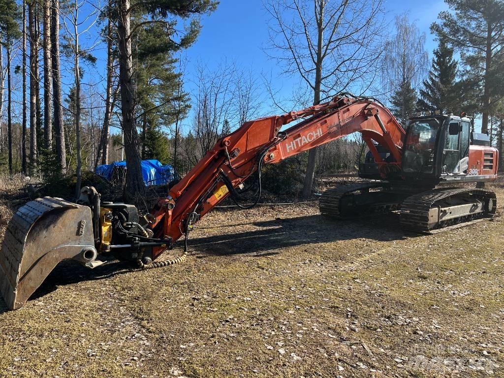 Hitachi ZX 300 LC-6 Pásové rýpadlá