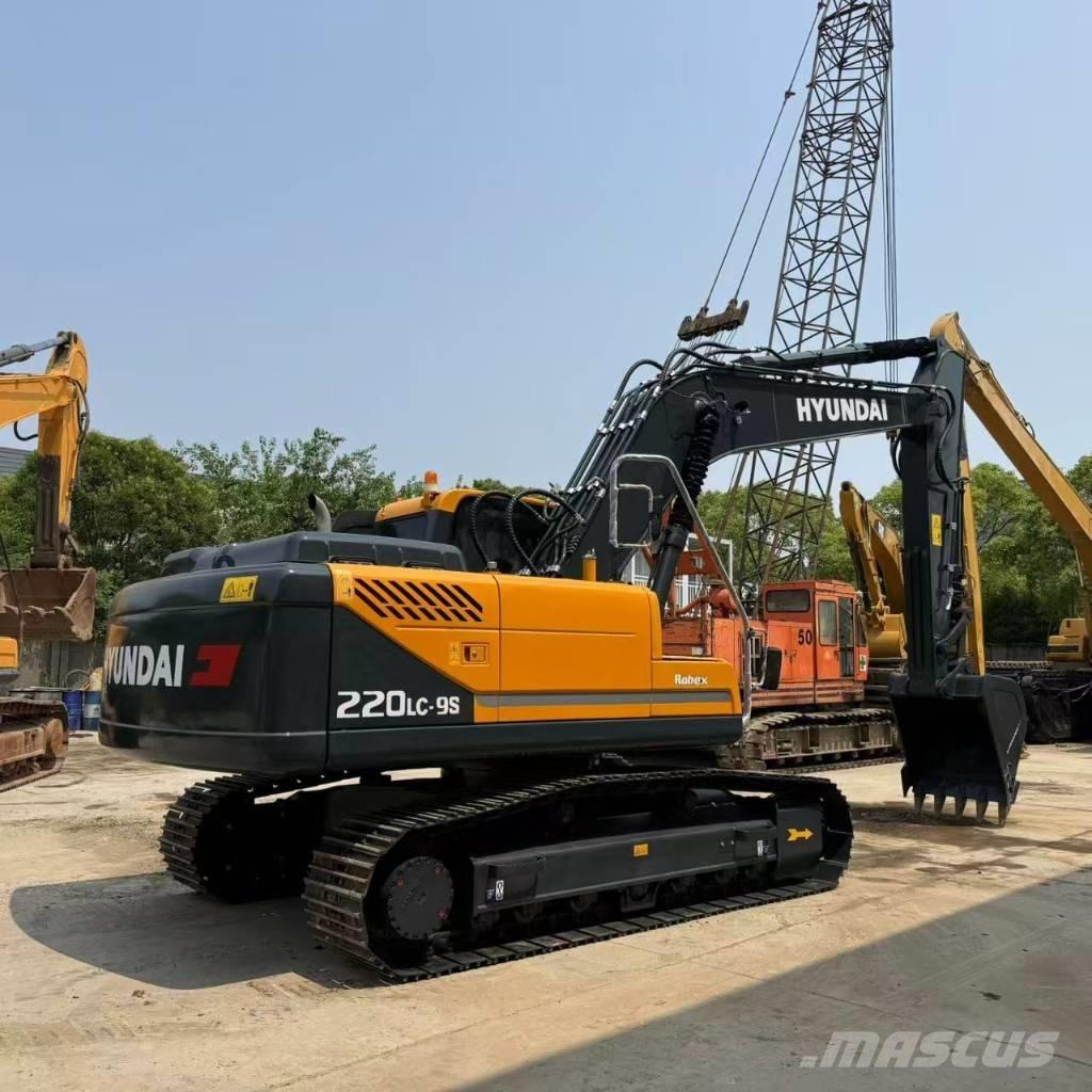 Hyundai R220LC-9S Midi rýpadlá 7 t - 12 t