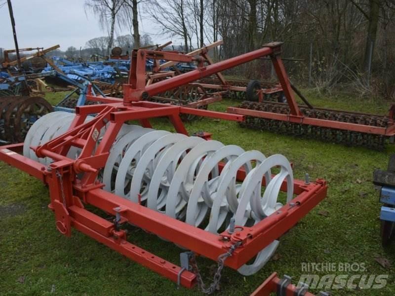 Kverneland 900/14 Ďalšie valce