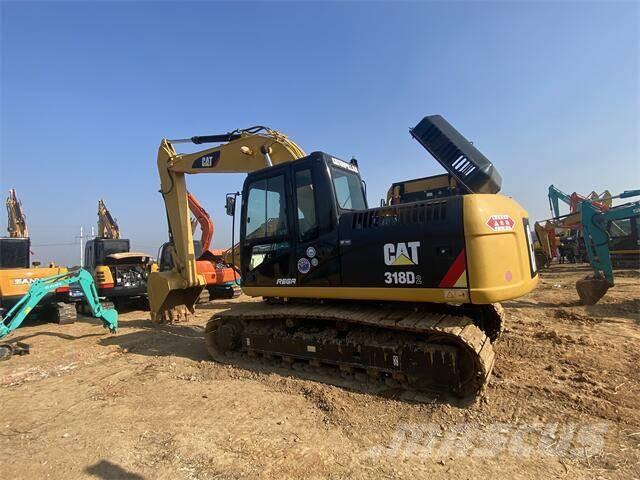 CAT 318D2 Pásové rýpadlá