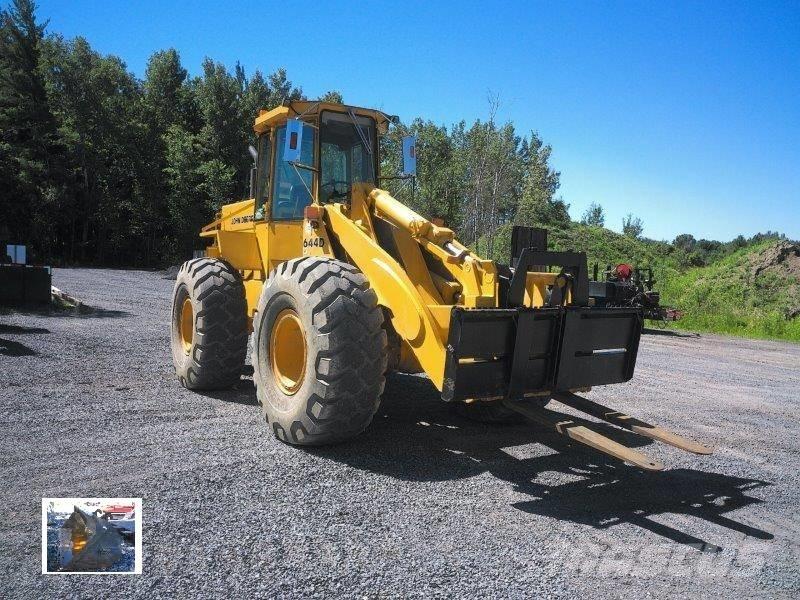 John Deere 644 D Kolesové nakladače