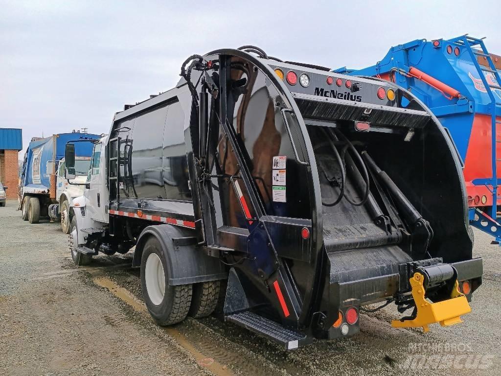 International 4600 Smetiarske vozidlá