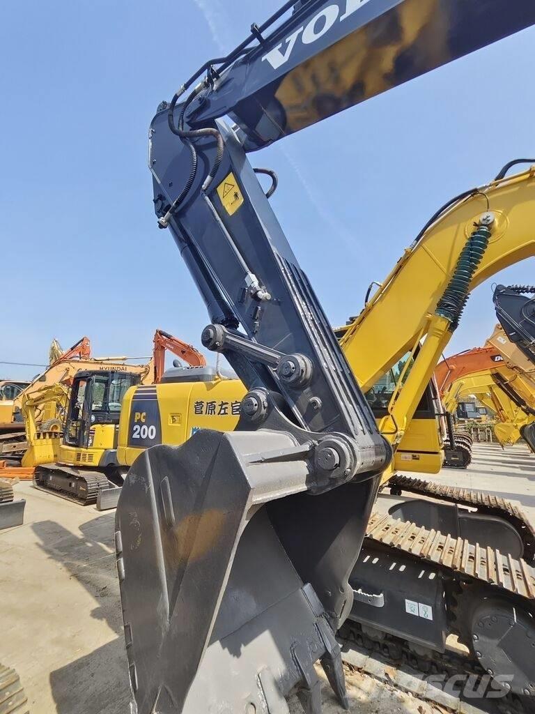 Volvo EC 250 D Pásové rýpadlá