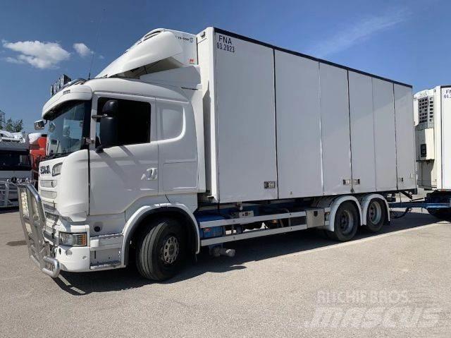 Scania R520 6x2 Skriňová nadstavba