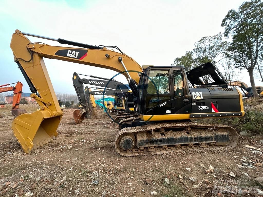 CAT 326D Pásové rýpadlá
