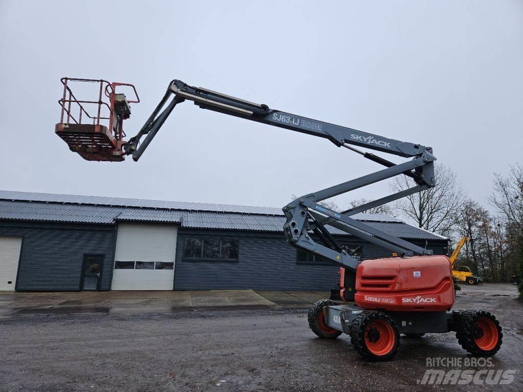 SkyJack SJ63AJ Kĺbové plošiny