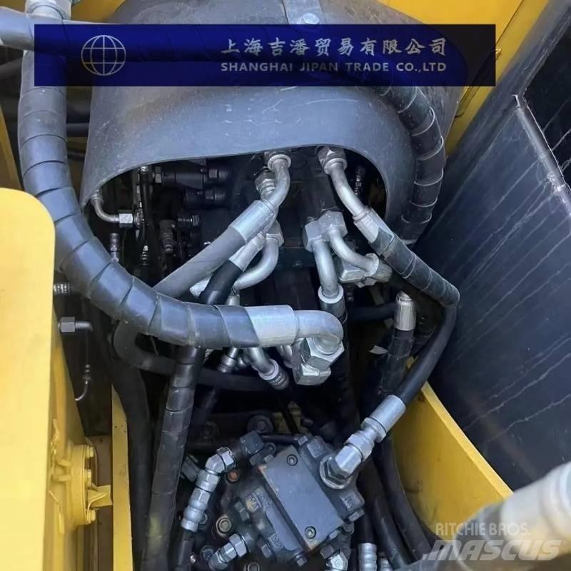 Komatsu PC 70 Pásové rýpadlá