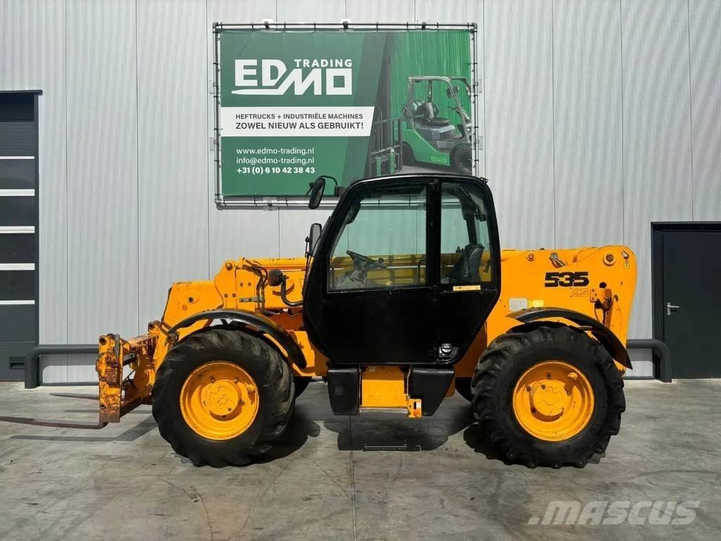 JCB Verreiker Teleskopické manipulátory